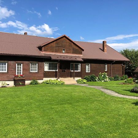 Mily Apartament Ustrzyki Dolne Bagian luar foto
